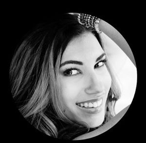 Meet your Posher, Danae